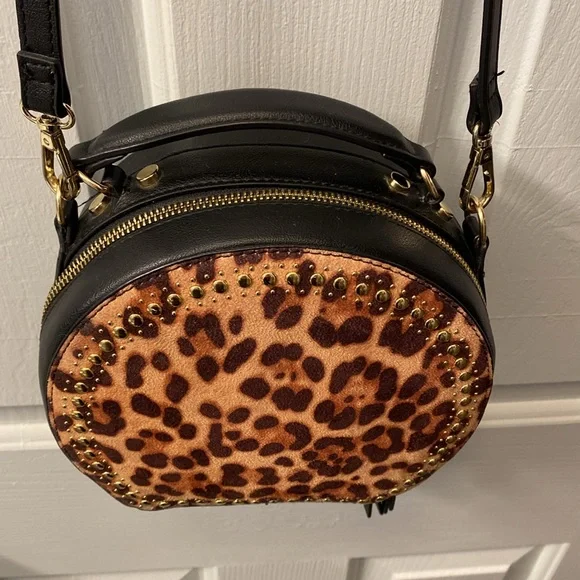 INC Leopard Print Round Crossbody Bag/Clutch - Picture 5 of 16